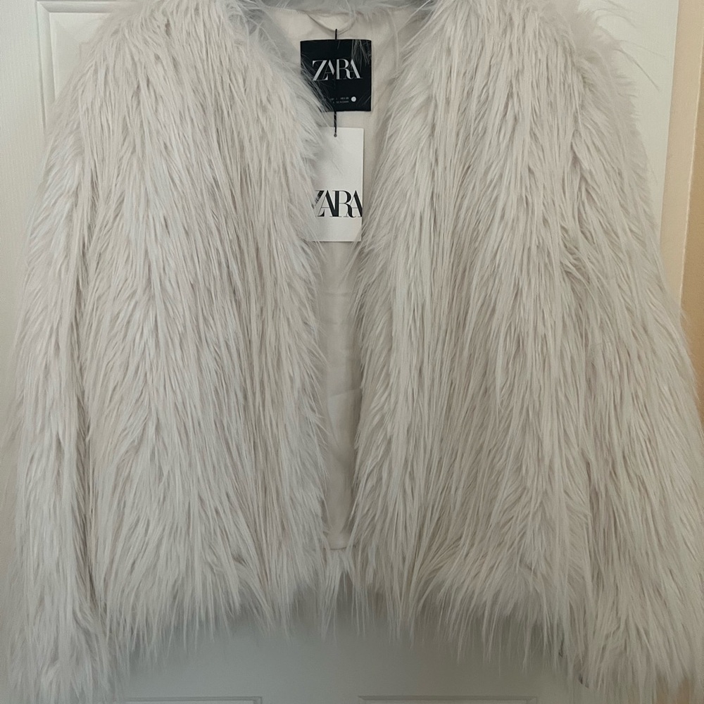 Zara Women's Cream Teddy Jacket